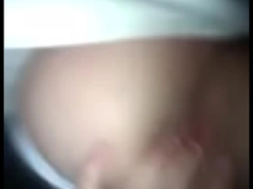 年轻emo亚洲男孩