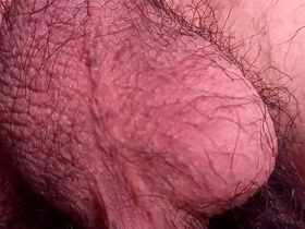 性感嫩男阴囊自主蠕动 毛茸茸睾丸自己跳动的男同色情视频