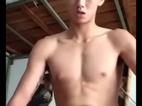 亚洲可爱男孩打飞机