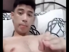 亚洲可爱男孩们射精