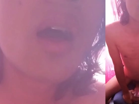 看饥渴嫩仔脸上的欲望 Jon Arteen 性感亚洲男孩干飞机杯尝自己热精液在粉红光下