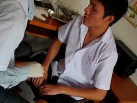 吸嫩仔医生