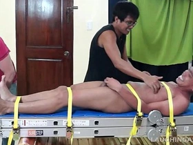 洛伦佐的腋下拷问play