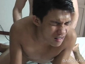 老爹干亚洲嫩妹Benjie