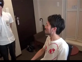 亚洲基佬被假阳具插屁眼后再被猛操
