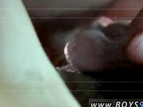 亚洲EMO男首次肛交